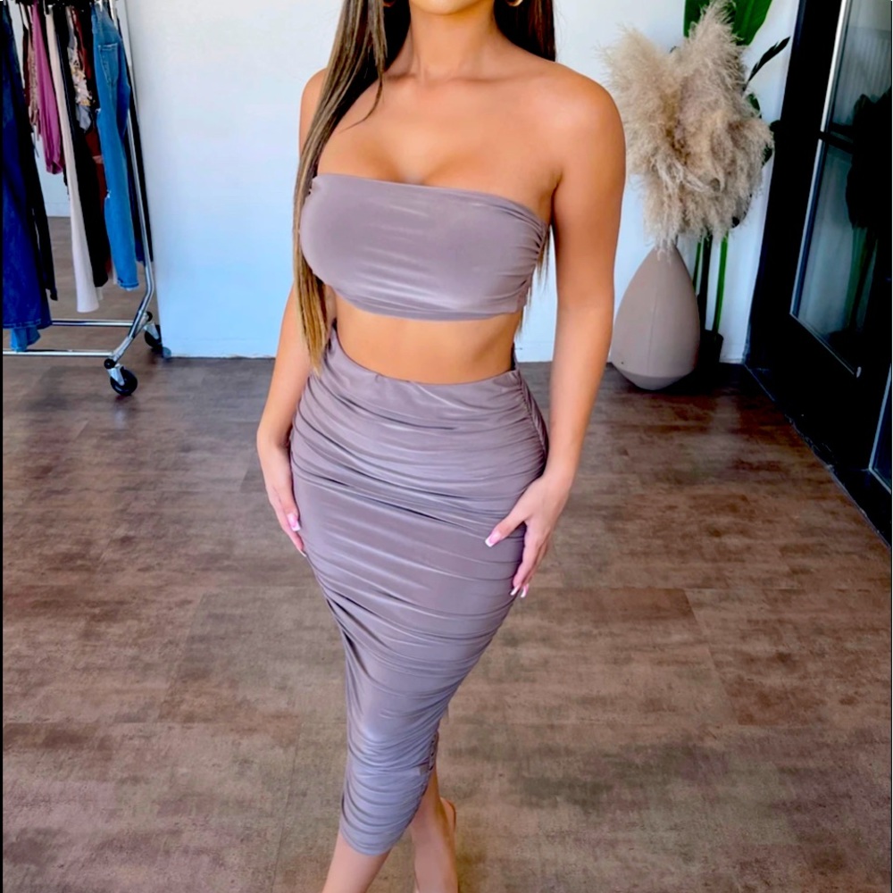 2 piece set in Mocha size small